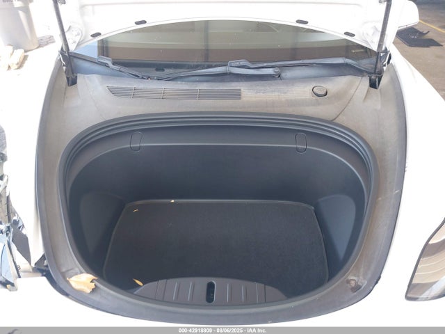 2018 TESLA MODEL 3 5YJ3E1EB1JF106605 Photo 9