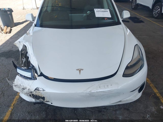 2018 TESLA MODEL 3 5YJ3E1EB1JF106605 Photo 5