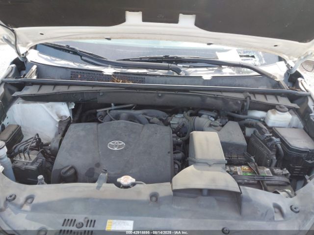 2019 TOYOTA HIGHLANDER 5TDZZRFH4KS355848 Photo 9
