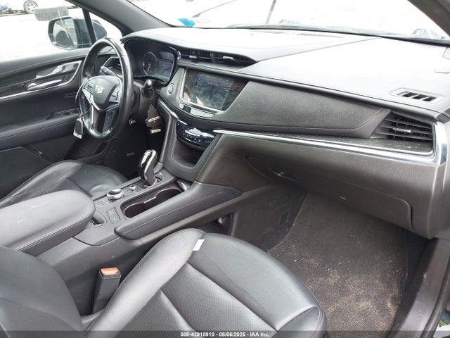 2021 CADILLAC XT5 1GYKNDRS0MZ119314 Photo 4
