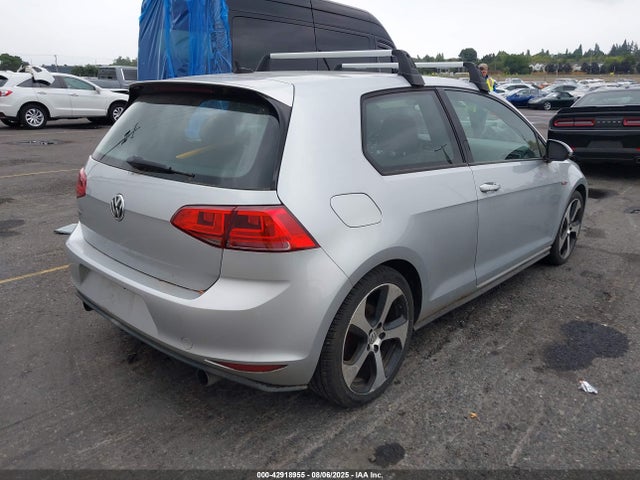 3VWYT7AU7FM087810 Volkswagen 2015
