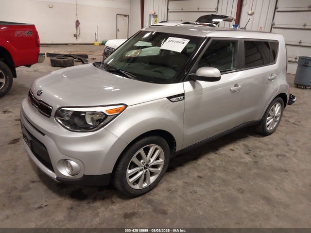 42918998 :رقم المزاد ، KNDJP3A54J7608477 vin ، 2018 Kia Soul + مزاد بيع