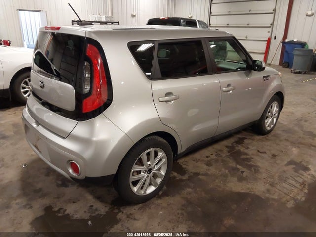 42918998 :رقم المزاد ، KNDJP3A54J7608477 vin ، 2018 Kia Soul + مزاد بيع