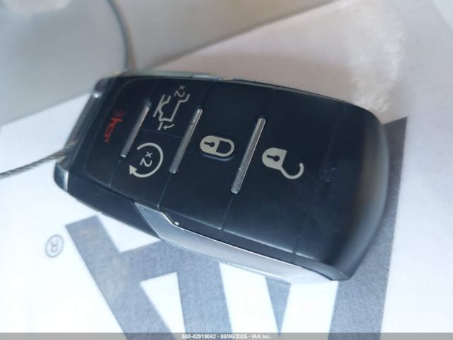 2023 RAM 1500 1C6SRFJT8PN668241 Photo 10