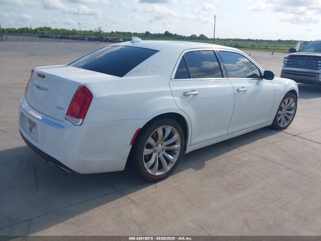 Chrysler 2019 2019 2C3CCAEG9KH594784 Image 4