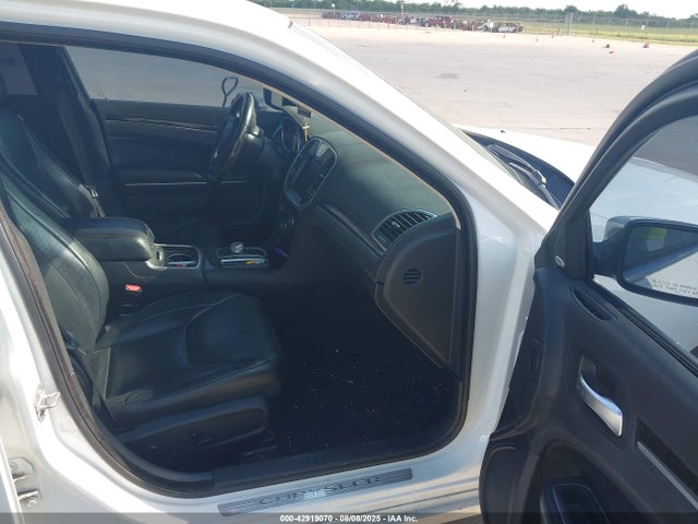 Chrysler 2019 2019 2C3CCAEG9KH594784 Image 5