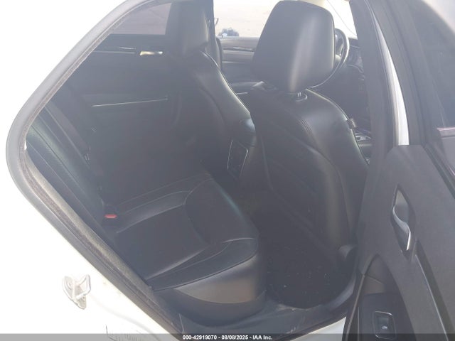 Chrysler 2019 2019 2C3CCAEG9KH594784 Image 8
