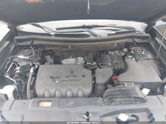 2018 MITSUBISHI OUTLANDER JA4AZ3A39JJ003666 Photo 9