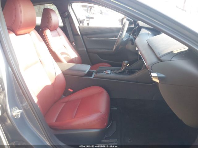 2024 MAZDA MAZDA3 HATCHBACK JM1BPBLM7R1719865 Photo 4