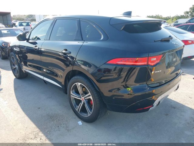 2018 JAGUAR F-PACE SADCM2FV3JA899873 Photo 2