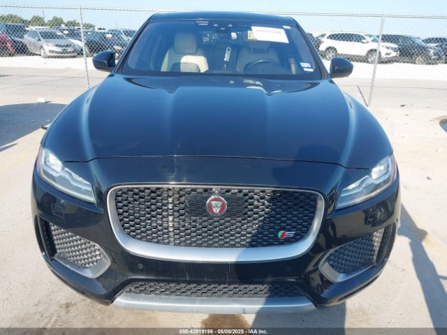 2018 JAGUAR F-PACE SADCM2FV3JA899873 Photo 5