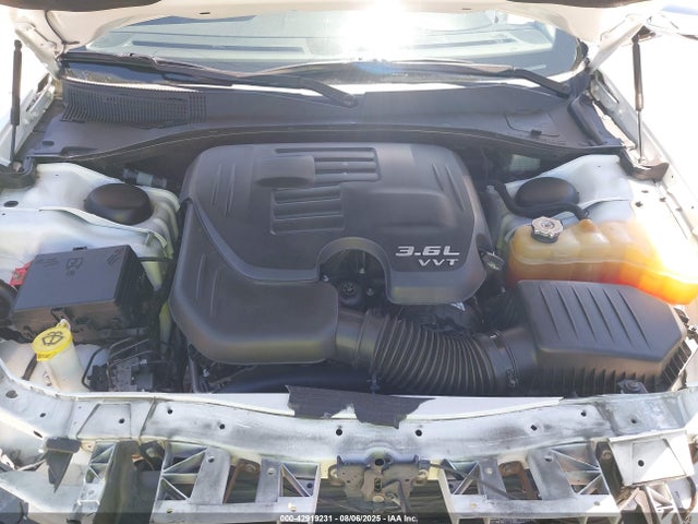 2C3CCAAG3MH516235 Chrysler 300