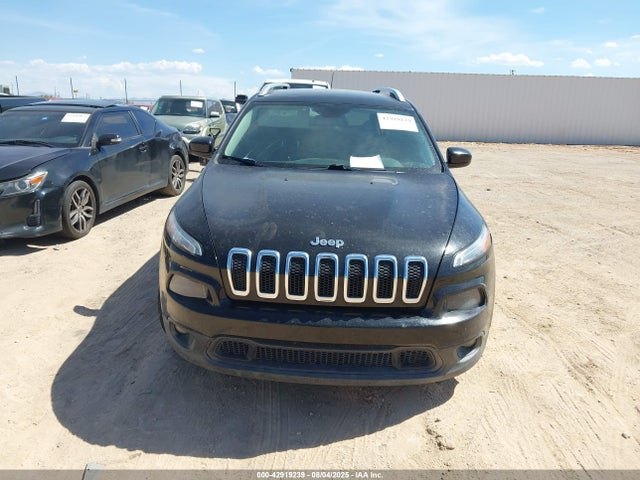 1C4PJLCB4JD518004 Jeep 2018