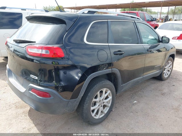 1C4PJLCB4JD518004 Jeep 2018