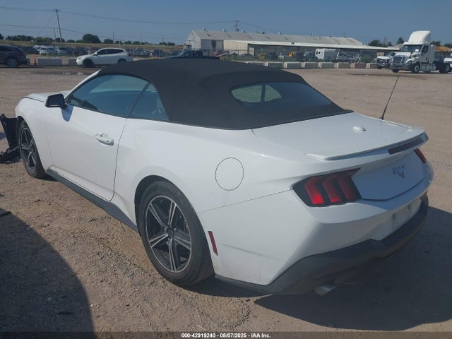 42919240 :رقم المزاد ، 1FAGP8UH4R5120401 vin ، 2024 Ford Mustang Ecoboost Premium مزاد بيع