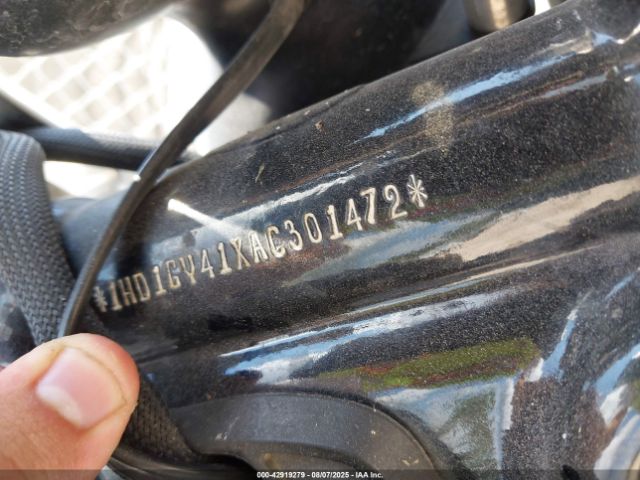 2010 HARLEY-DAVIDSON FXDF 1HD1GY41XAC301472 Photo 9