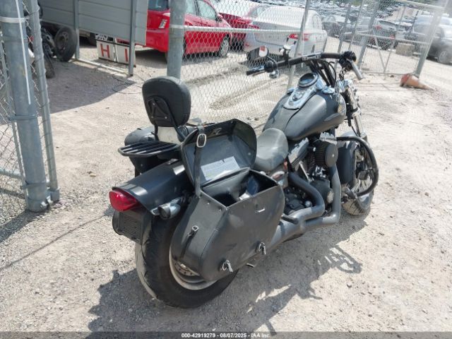 2010 HARLEY-DAVIDSON FXDF 1HD1GY41XAC301472 Photo 3