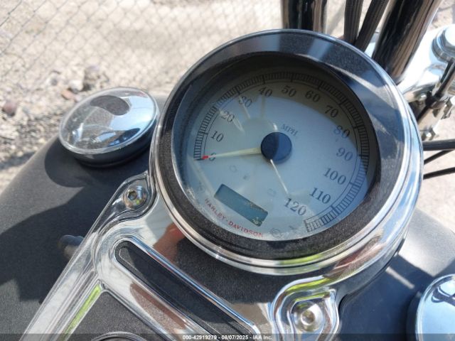 2010 HARLEY-DAVIDSON FXDF 1HD1GY41XAC301472 Photo 6