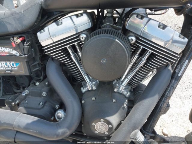 2010 HARLEY-DAVIDSON FXDF 1HD1GY41XAC301472 Photo 7