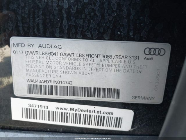 2017 AUDI A8 L WAU43AFD7HN014742 Photo 8