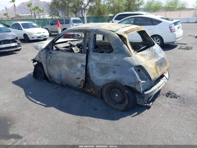 2014 FIAT 500 3C3CFFAR7ET184816 Photo 2