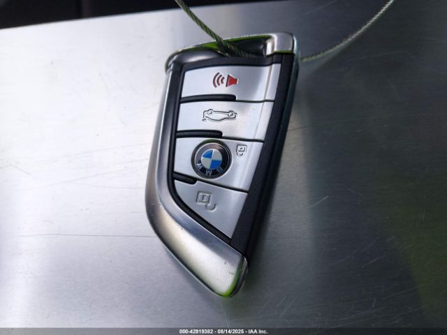 2021 BMW 740I WBA7T2C00MCG01135 Photo 10