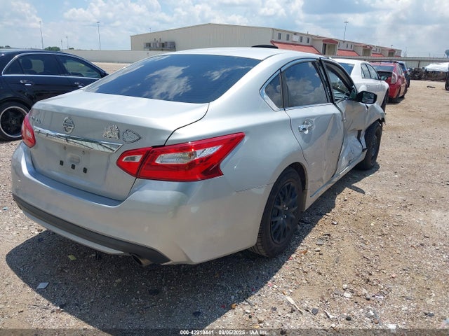 1N4AL3AP0HN317192 Nissan Altima