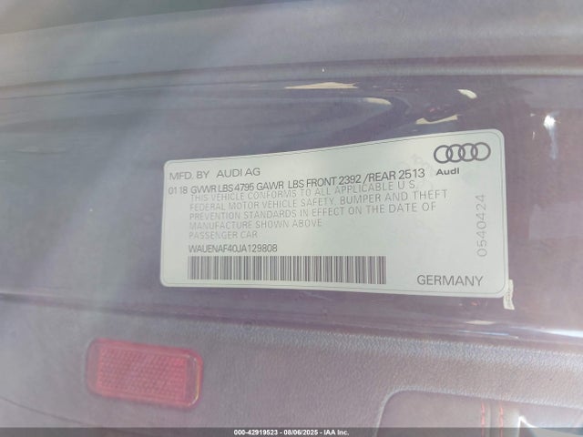 WAUENAF40JA129808 Audi A4