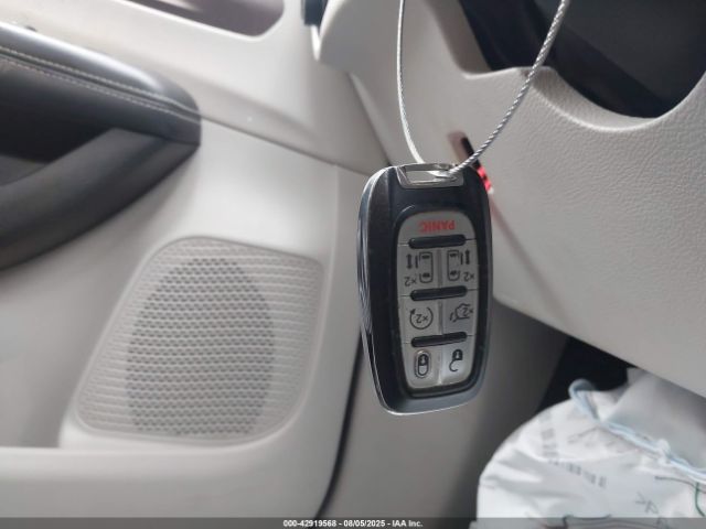 2022 CHRYSLER VOYAGER 2C4RC1CG6NR104728 Photo 10