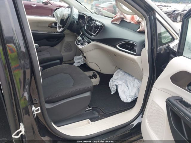 2022 CHRYSLER VOYAGER 2C4RC1CG6NR104728 Photo 4