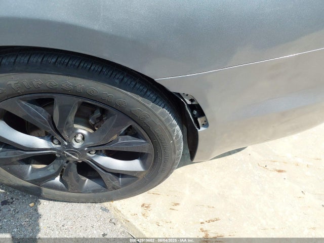 Chrysler Pacifica 2019 2C4RC1FG0KR574955 Image 17