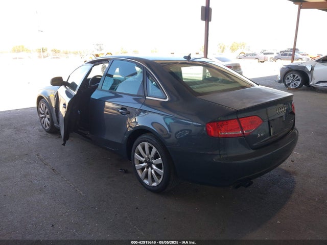 2010 AUDI A4 WAUEFAFL5AN008852 Photo 2