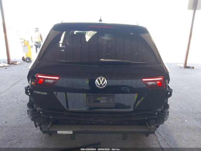 Volkswagen Tiguan 2021 3VV1B7AX9MM145075 Image 17