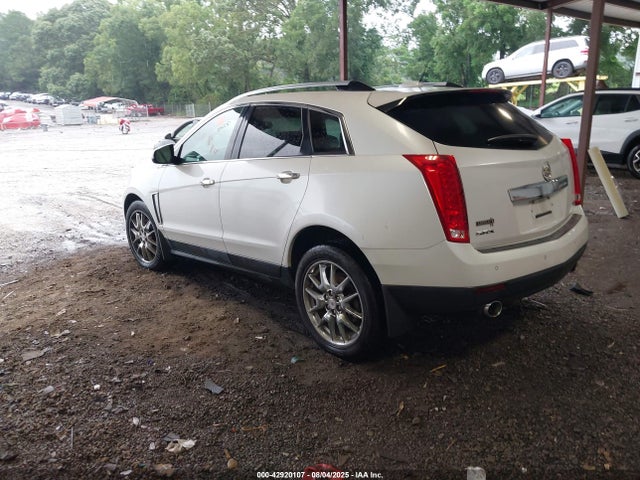 2015 CADILLAC SRX 3GYFNCE31FS571976 Photo 2