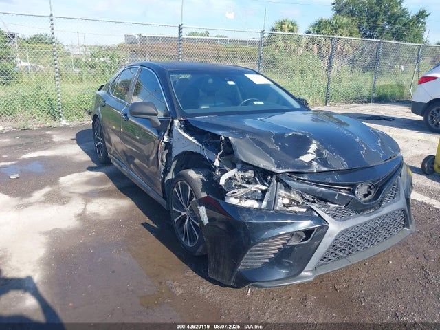 Продажа на аукционе авто 2018 Toyota Camry L/le/xle/se/xse, vin: JTNB11HK2J3016889, номер лота: 42920119
