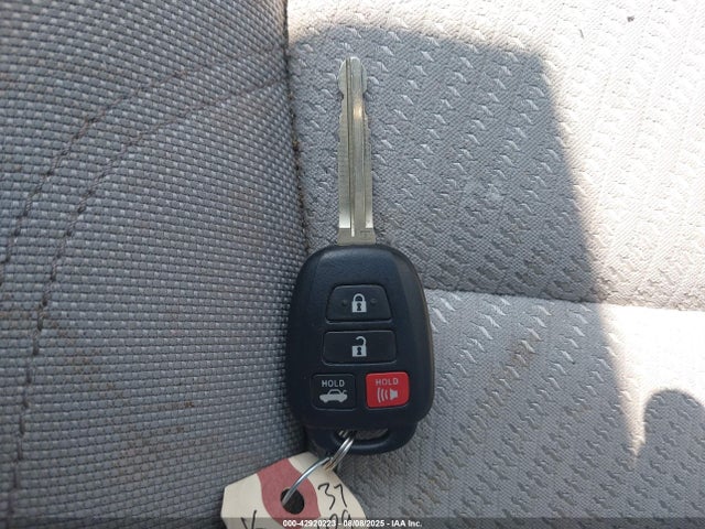 Toyota 2ar-fe 2016 4T4BF1FK2GR542940 Image 11