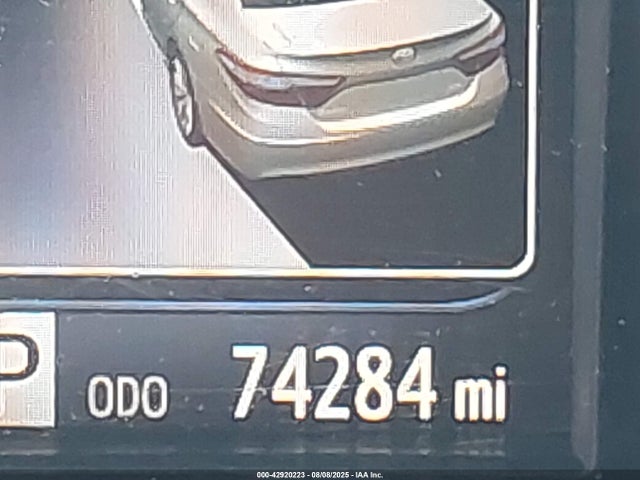 Toyota 2ar-fe 2016 4T4BF1FK2GR542940 Image 16