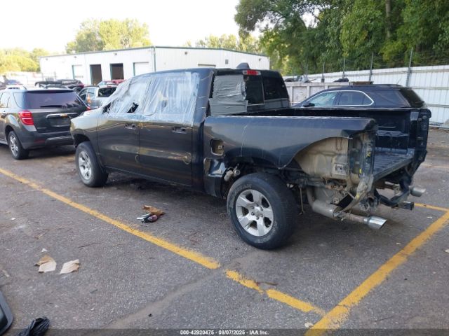2019 RAM 1500 1C6SRFFT2KN628948 Photo 2