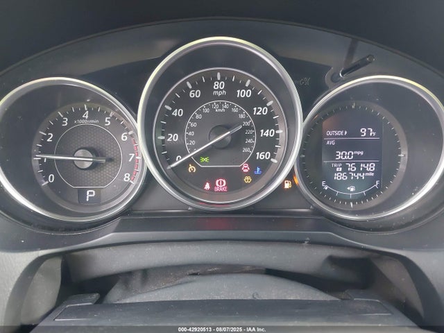 JM1GJ1V60E1162310 Mazda py