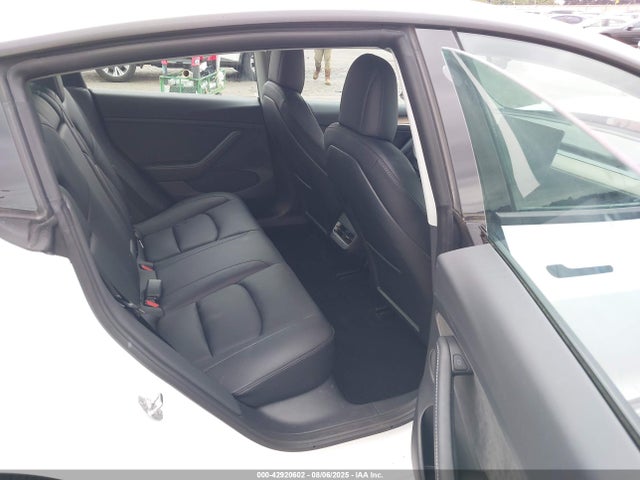 2022 TESLA MODEL 3 5YJ3E1EB7NF249922 Photo 7