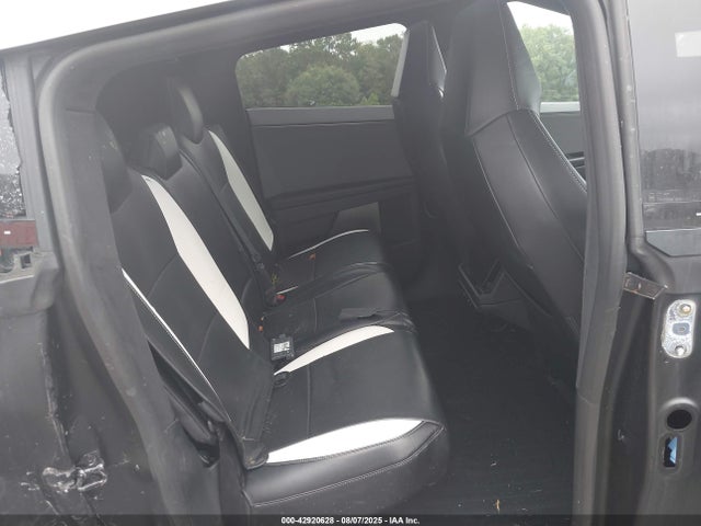 2024 TESLA CYBERTRUCK 7G2CEHEE9RA019883 Photo 7