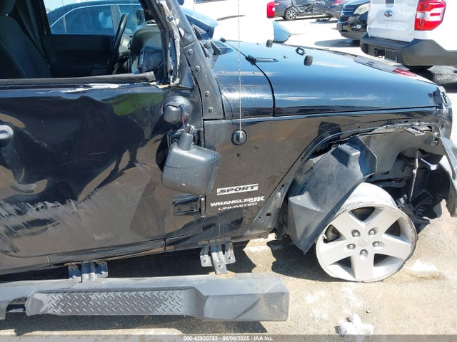 1C4BJWDG9JL926817 Jeep WRANGLER JK