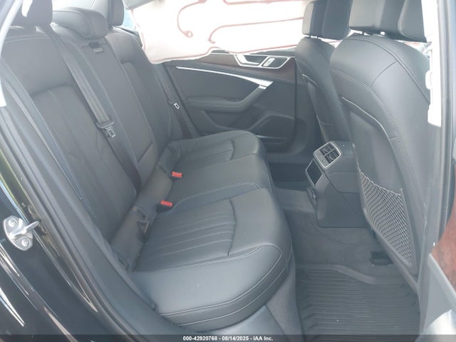 2019 AUDI A6 WAUL2AF25KN075687 Photo 7