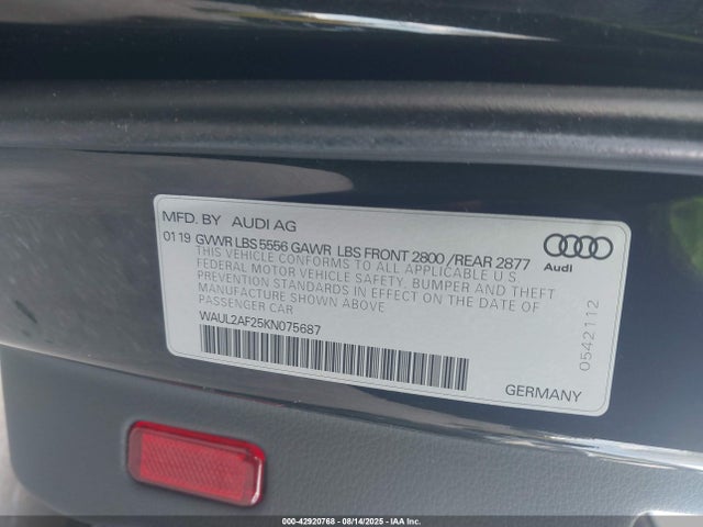 2019 AUDI A6 WAUL2AF25KN075687 Photo 8