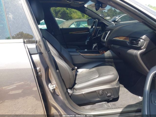 2019 MASERATI LEVANTE ZN661YUA8KX308289 Photo 4