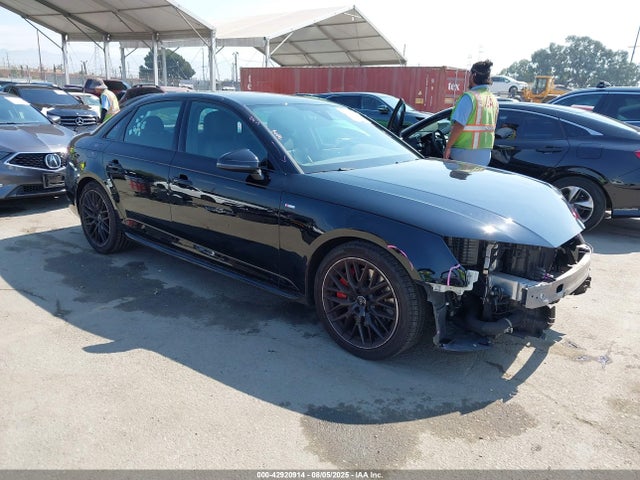 2019 AUDI A4 WAUENAF49KA005585 Photo 0