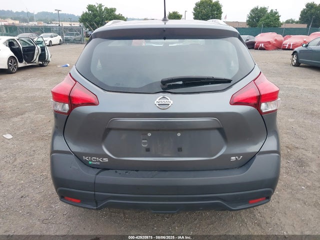 3N1CP5CU8KL552553 Nissan 2019