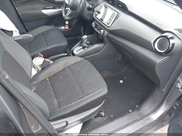 3N1CP5CU8KL552553 Nissan 2019