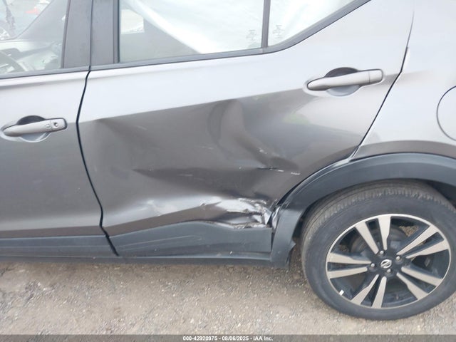3N1CP5CU8KL552553 Nissan 2019