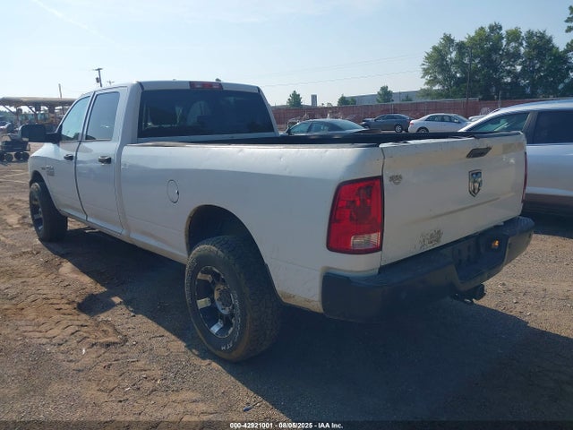 3C6UR4HJ8EG327977 RAM 2500